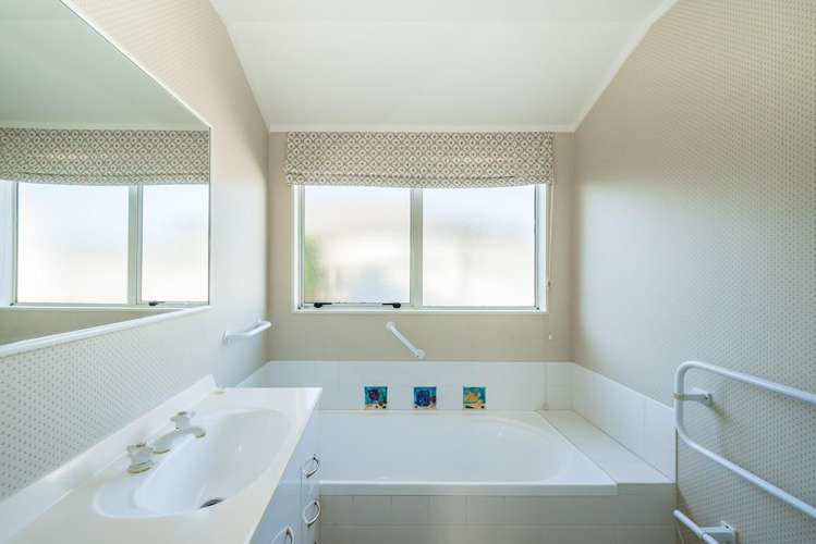 2a Cedar Drive Paraparaumu Beach_20