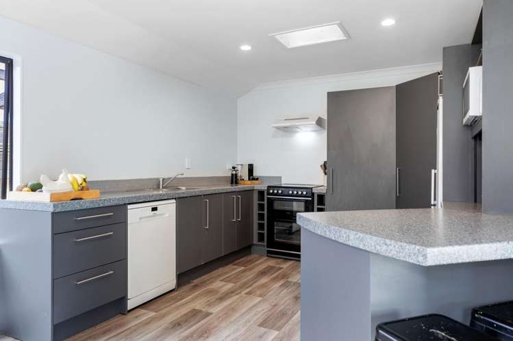 98 Bell Street Judea_4