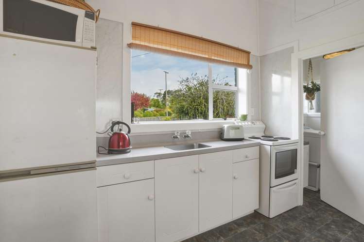 12 Kerr Street Karitane_9