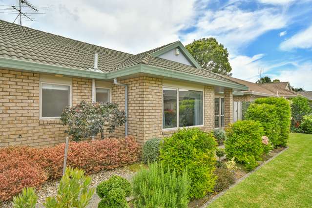 25c Youngs Road Papakura_1