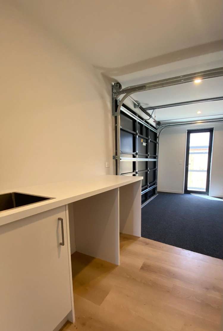 64 Southfield Drive Lincoln_15