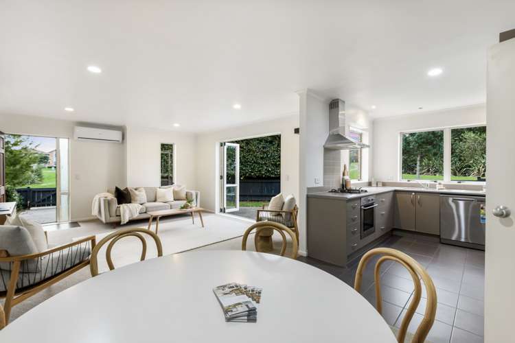 14 Topland Drive Flat Bush_6