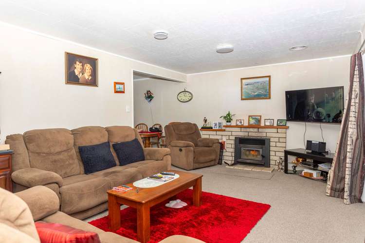 32 Victor Street Dannevirke_6