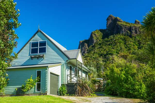 Coastal Living Beneath Mount Manaia
