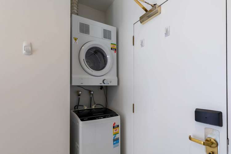 7d/50 Eden Crescent Auckland Central_7