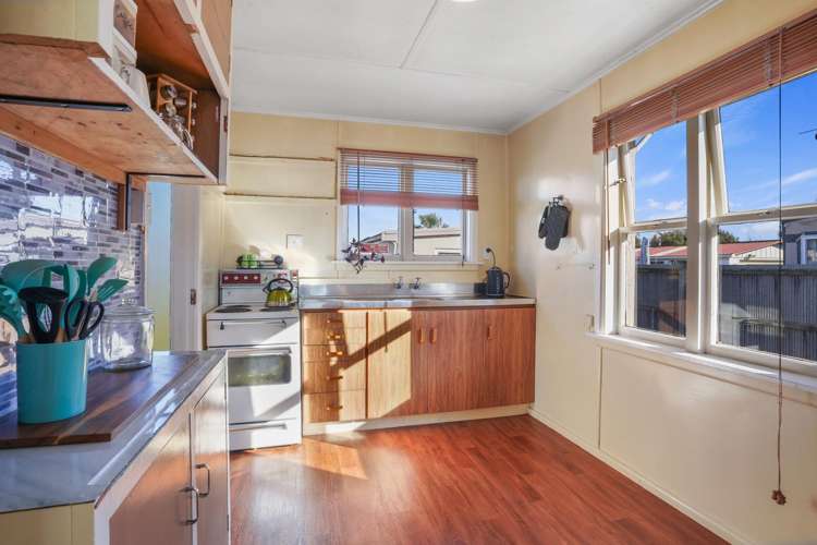 13 Wycola Avenue Hei Hei_7