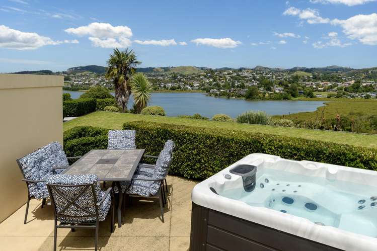 24 & 28 Avocet Avenue Maungatapu_10