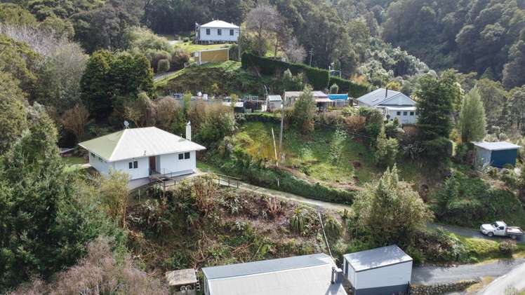 11 Morepork Lane Waipori_25