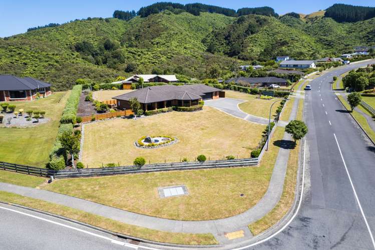 1 Grace Nicholls Grove Riverstone Terraces_31