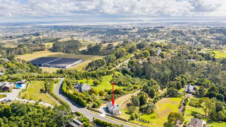 462 Redoubt Road Flat Bush_19