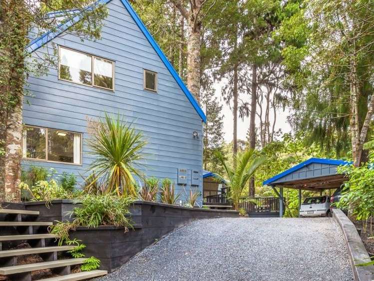 16 Kaurimu Rise Titirangi_20