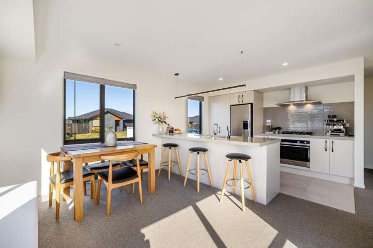 26 Selfe Crescent Burwood_2