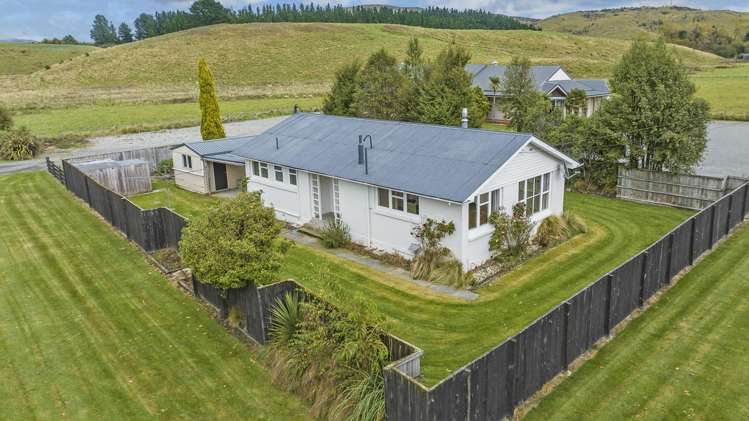 5695 West Coast Road Springfield_14