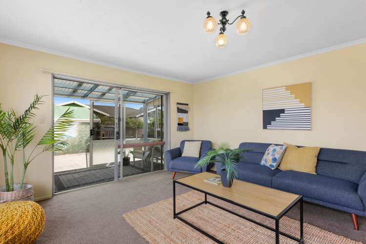 1/136 Wainoni Road Avondale_5