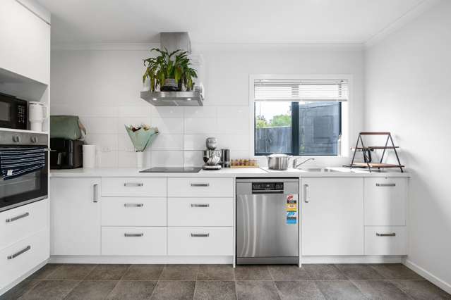 4/9 Beverley Crescent Hillcrest_3