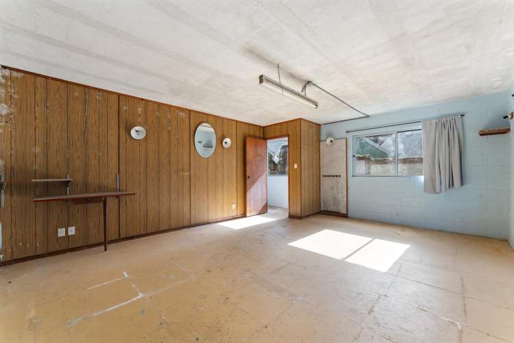 8 McDowell Crescent Hillcrest_23