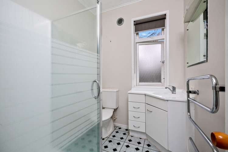 393 Devonport Road Tauranga South_12