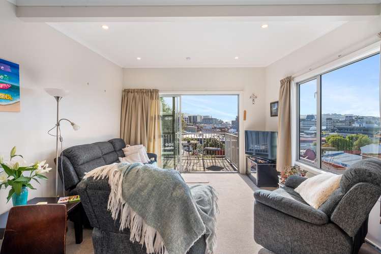 66J Maclaggan Street_4