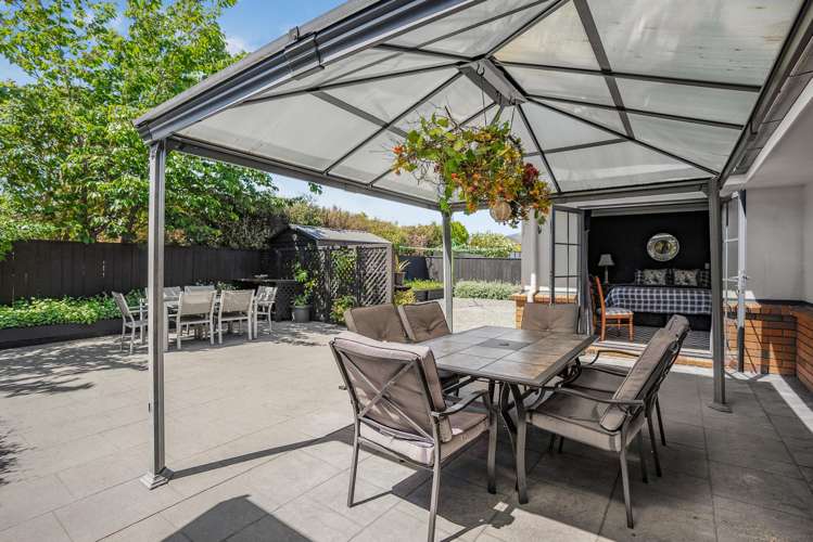 6 Kirton Drive Riverstone Terraces_18