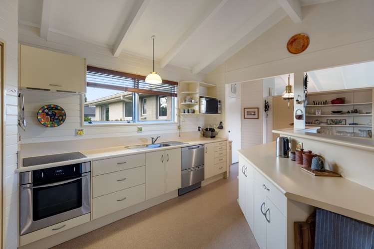 68 Forrester Drive Welcome Bay_9