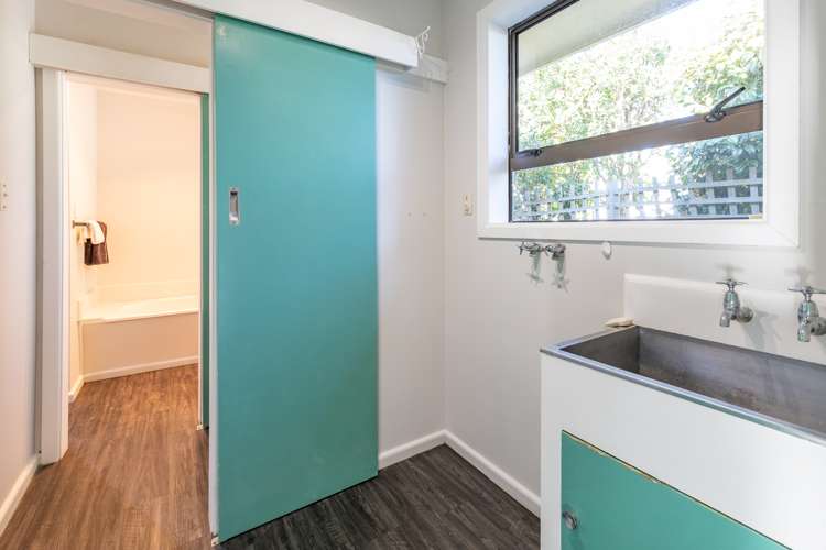 40 Kathleen Crescent Hornby_15