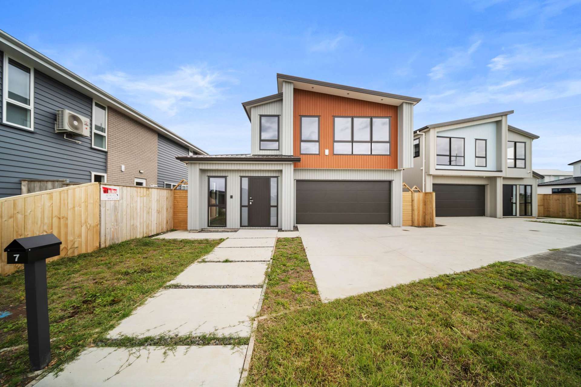 7 Whata Street Clarks Beach_0