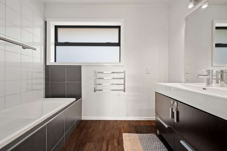 46 Denise Crescent Hornby_18