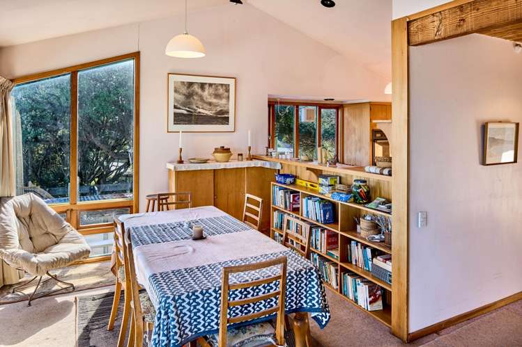 13 The Parade Paekakariki_5