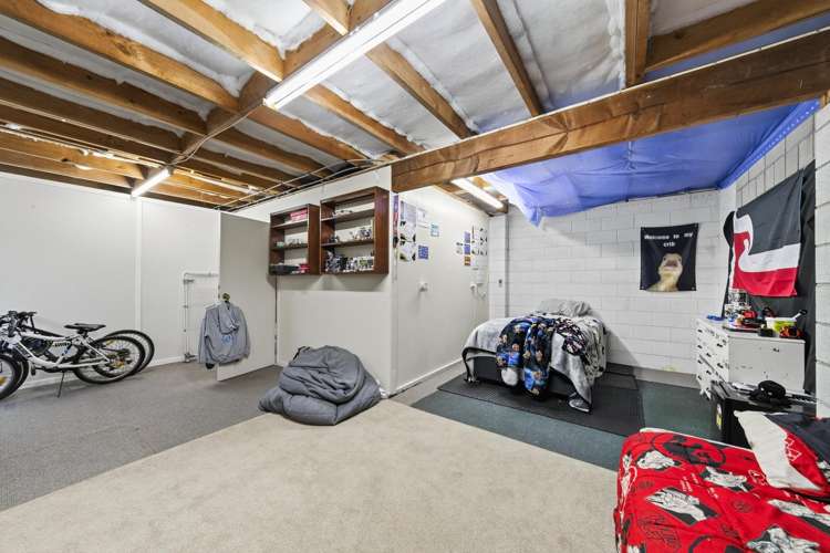 23 Russell Crescent Western Heights_23