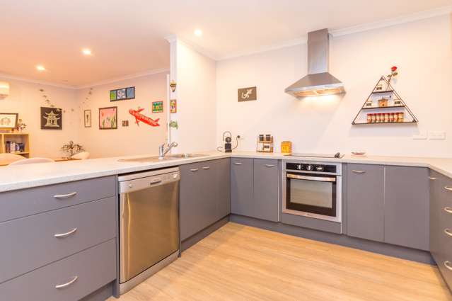 173 Pacific Drive Fitzherbert_2