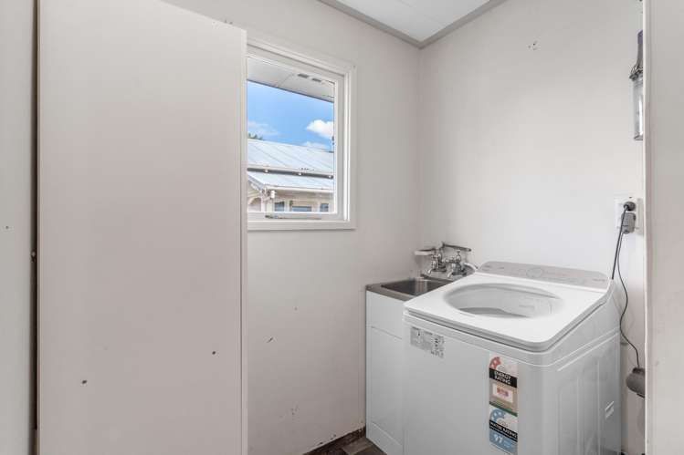 87 Lorn Street Glengarry_11