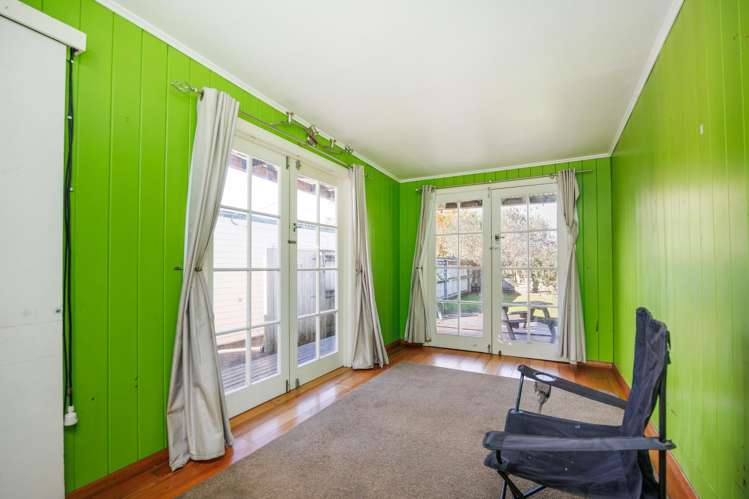 228 Tremaine Avenue Highbury_11