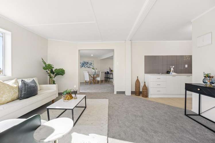 11 Tania Place Blockhouse Bay_18