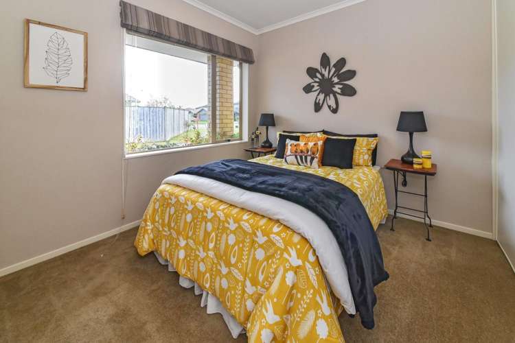 20 Girvan Terrace Wattle Downs_14