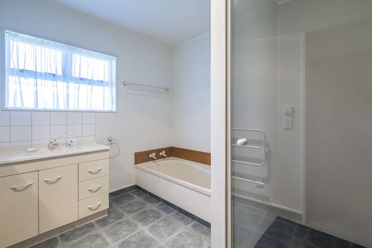 18 Tararua Street Paraparaumu_17