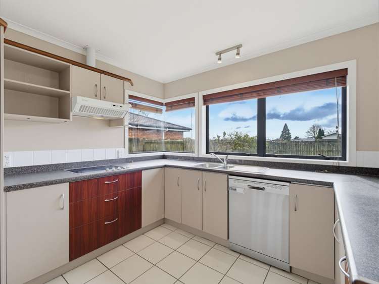5 Duggan drive Owhata_22