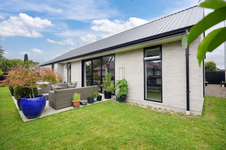 177 Queens Drive Richmond_27