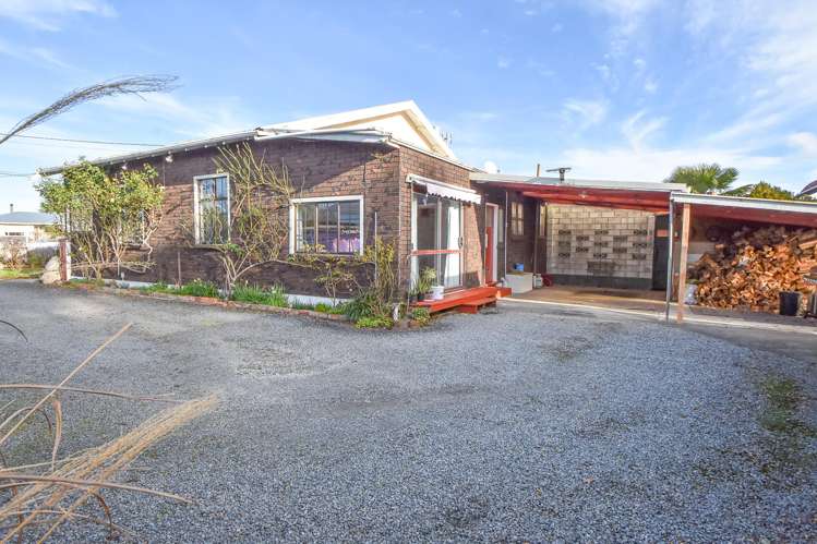 243 High Street North Carterton_17