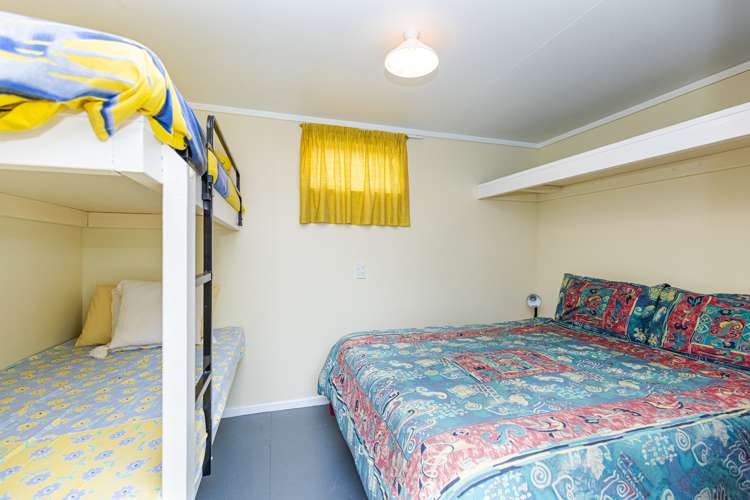 5 Waiinu Beach Road Waiinu Beach_2