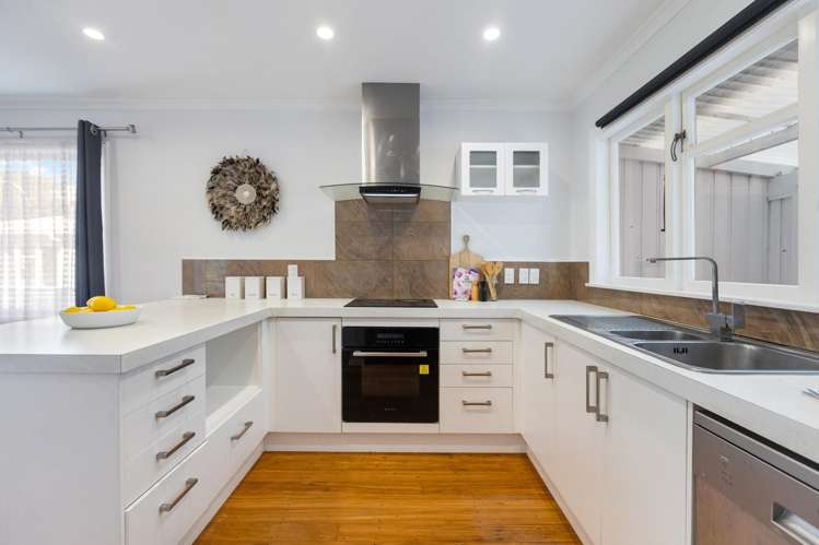 147 Happy Valley Road Owhiro Bay_1