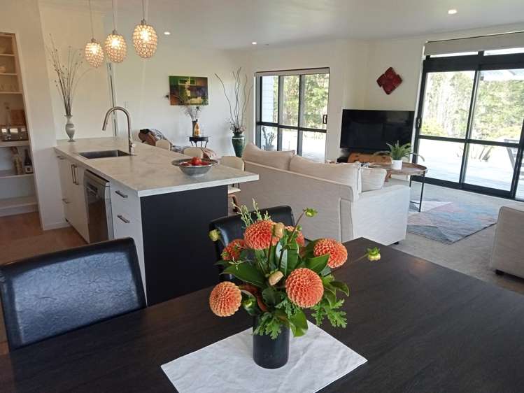 6 Gumtree Way Kaiwaka_16