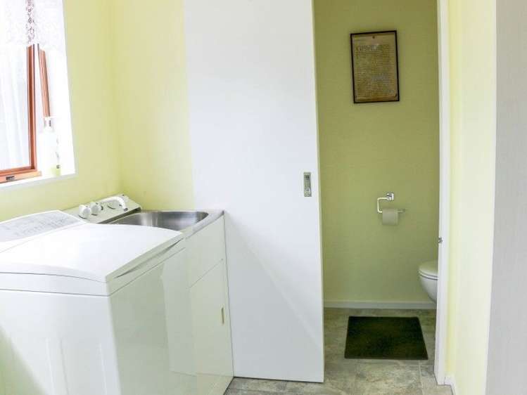 68 Raine Street Wanganui East_13