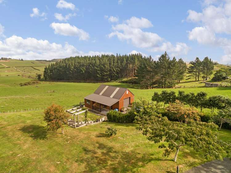 652 Paparata Road Bombay_18