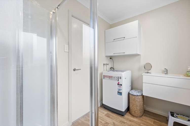 8 Hay Street Naenae_12