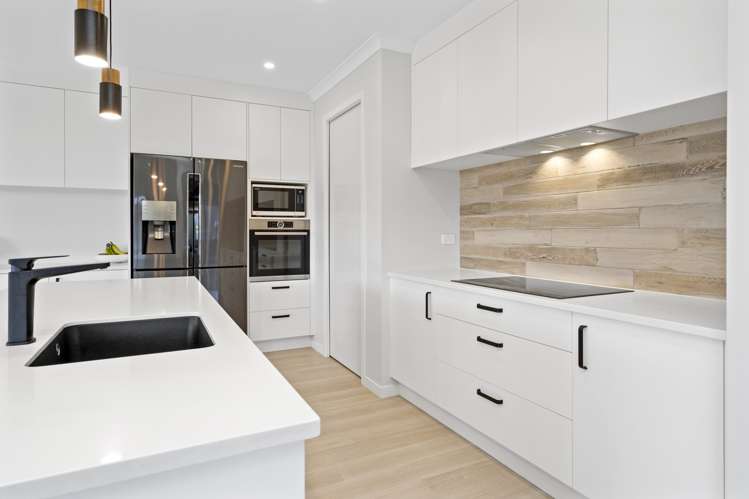 39 Mike Smith Drive Cambridge_5