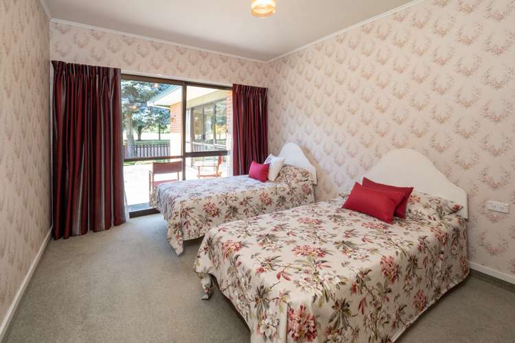 177 Middle Road Allenton_11