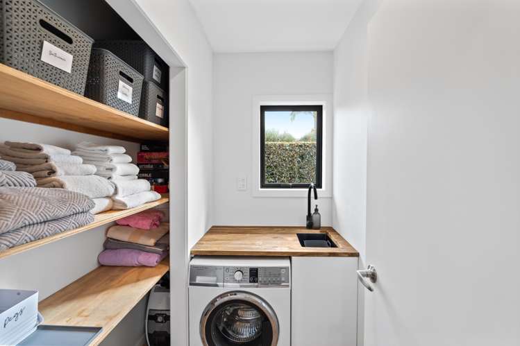 85b Rosario Crescent Red Beach_16