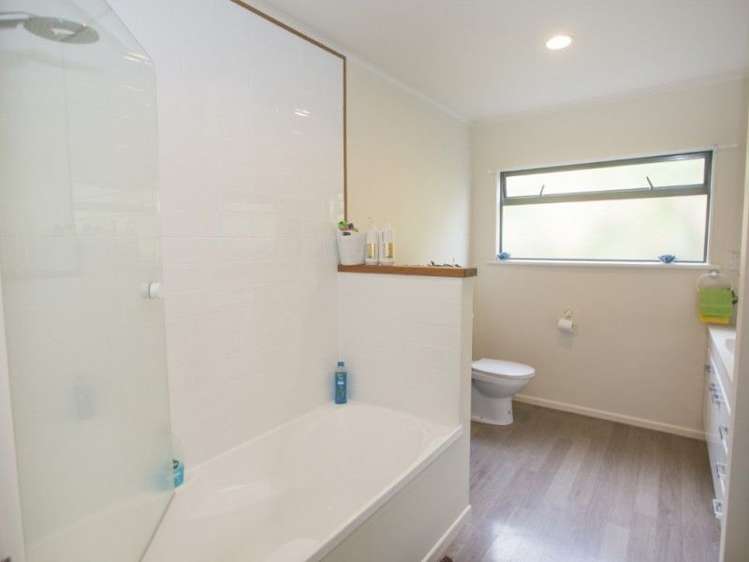 215 Tukere Drive Whangamata_16