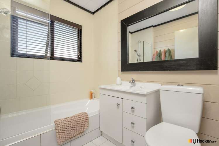 5 Hadley Wood Drive Wattle Downs_12