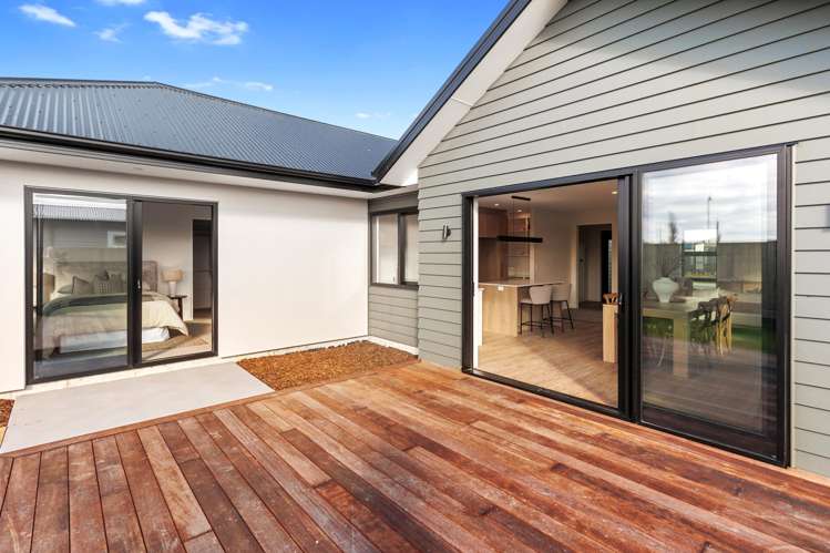 53 Benashet Drive Lincoln_23
